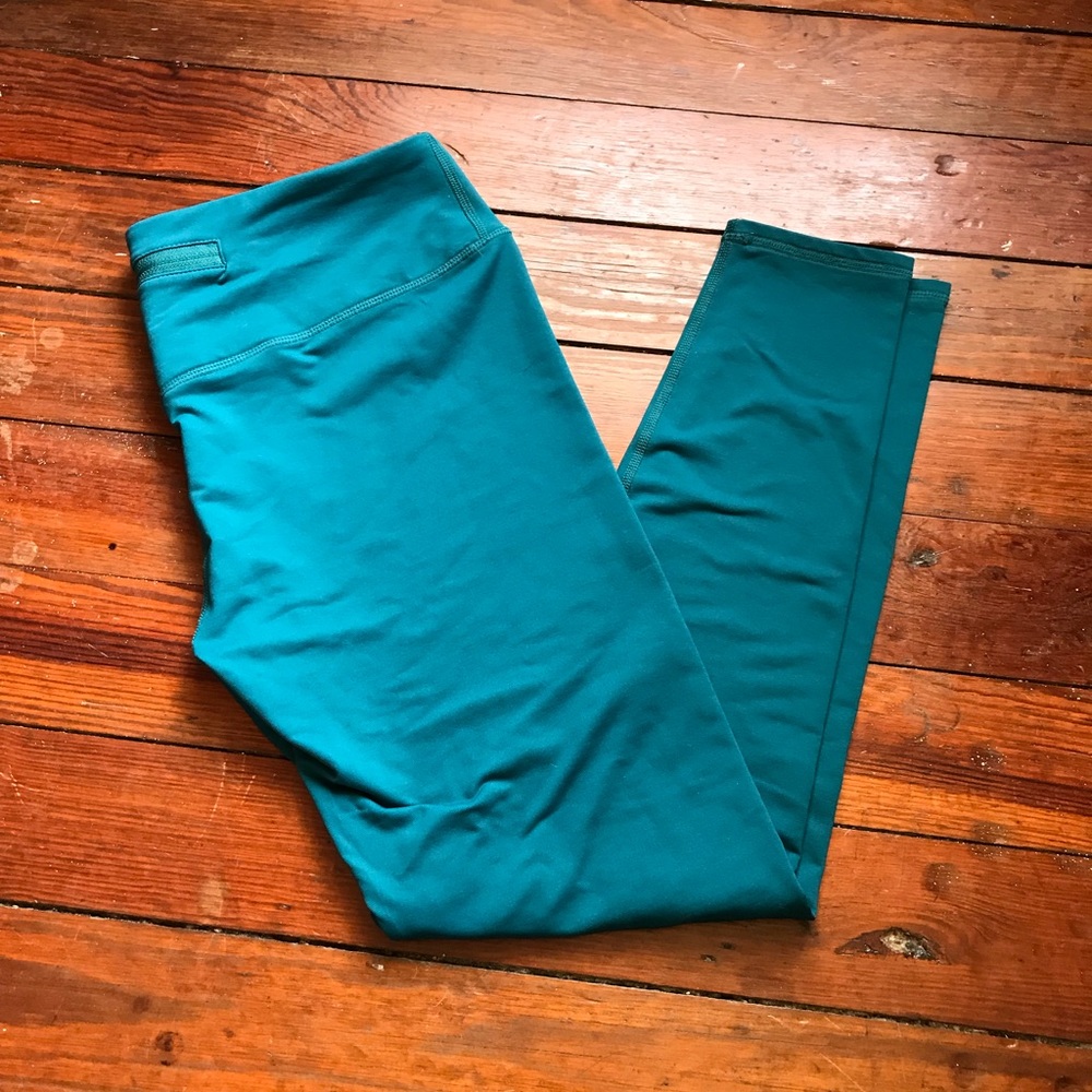 Fabletics Turquoise Mid-Rise Leggings